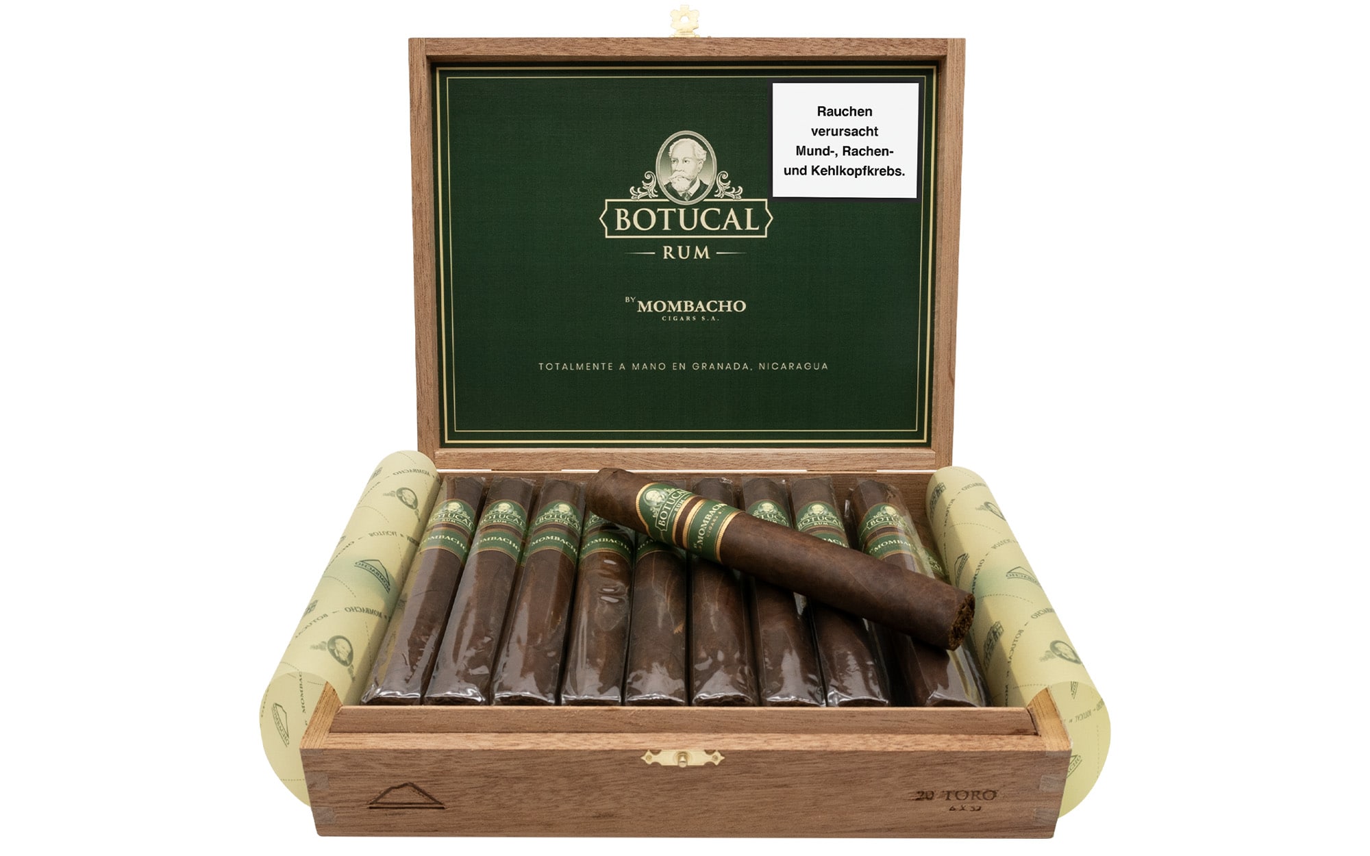 Mombacho Botucal Toro box open 